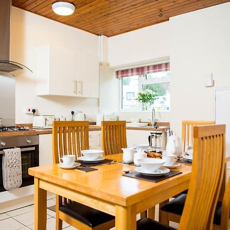 Awel Taf- Central Cottage Ideal For Families, With Parking St Clears Esterno foto