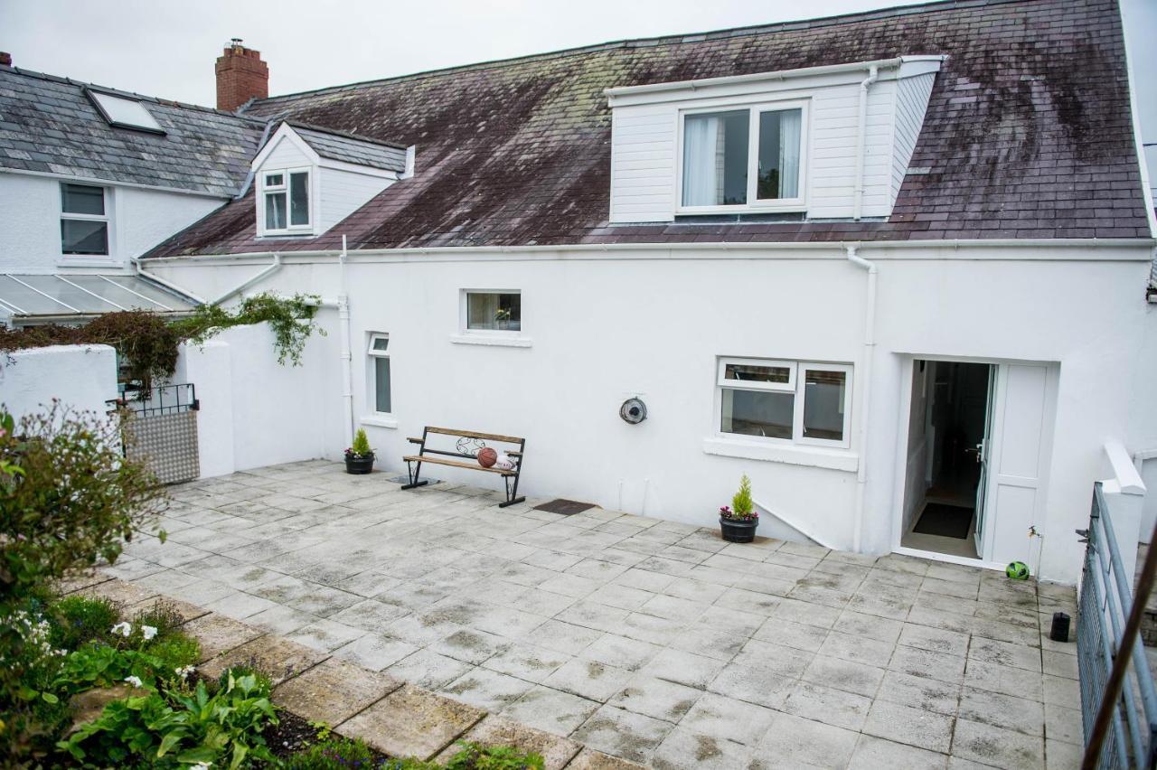 Awel Taf- Central Cottage Ideal For Families, With Parking St Clears Esterno foto